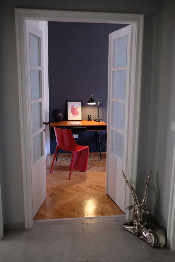 Luxury Old Town Apartment Pula Exterior photo